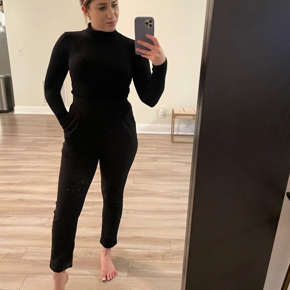 Black pants never worn